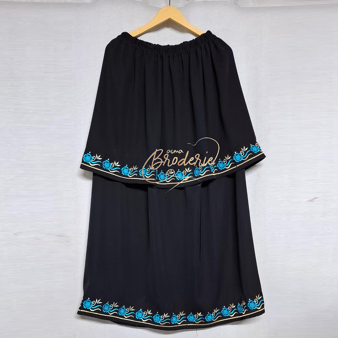 Jupe Amazighe – Tissu Crêpe Noir Brodé au Fil de Soie Authentique